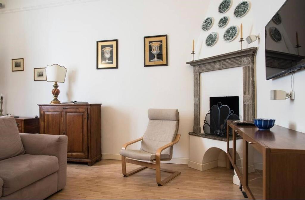 Joivy Classic Flat Near Basilica Di Sant'Ambrogio Apartment Милано Екстериор снимка