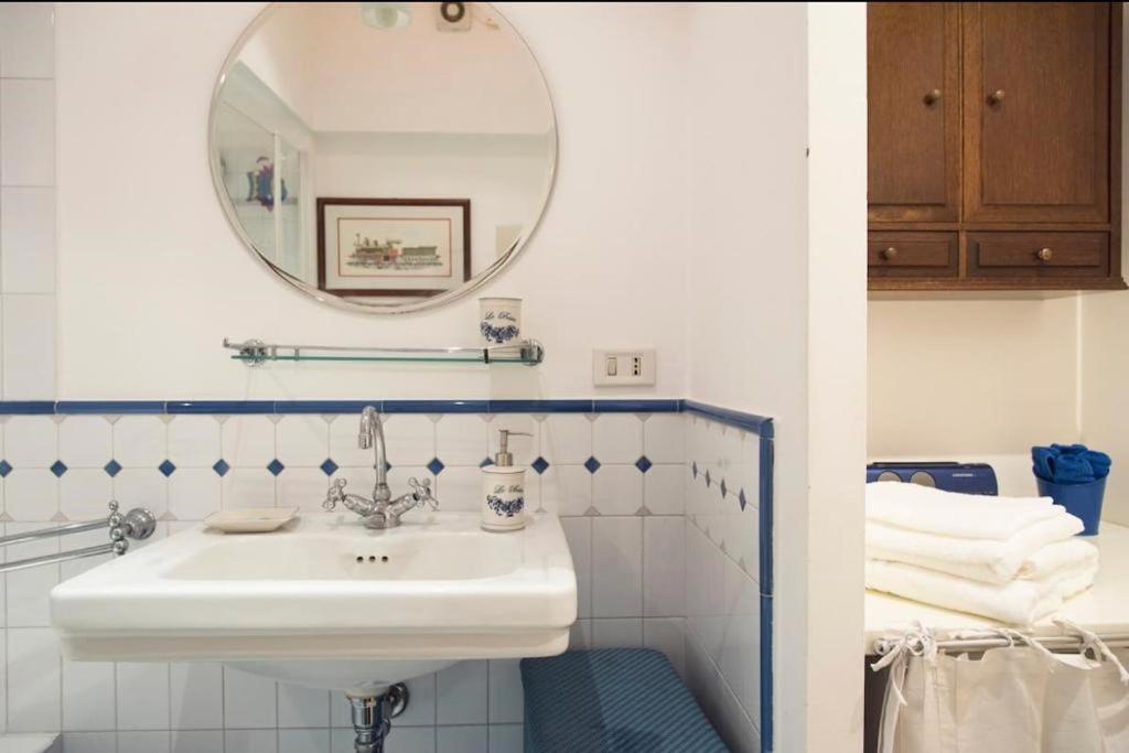 Joivy Classic Flat Near Basilica Di Sant'Ambrogio Apartment Милано Екстериор снимка