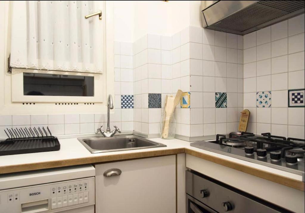Joivy Classic Flat Near Basilica Di Sant'Ambrogio Apartment Милано Екстериор снимка